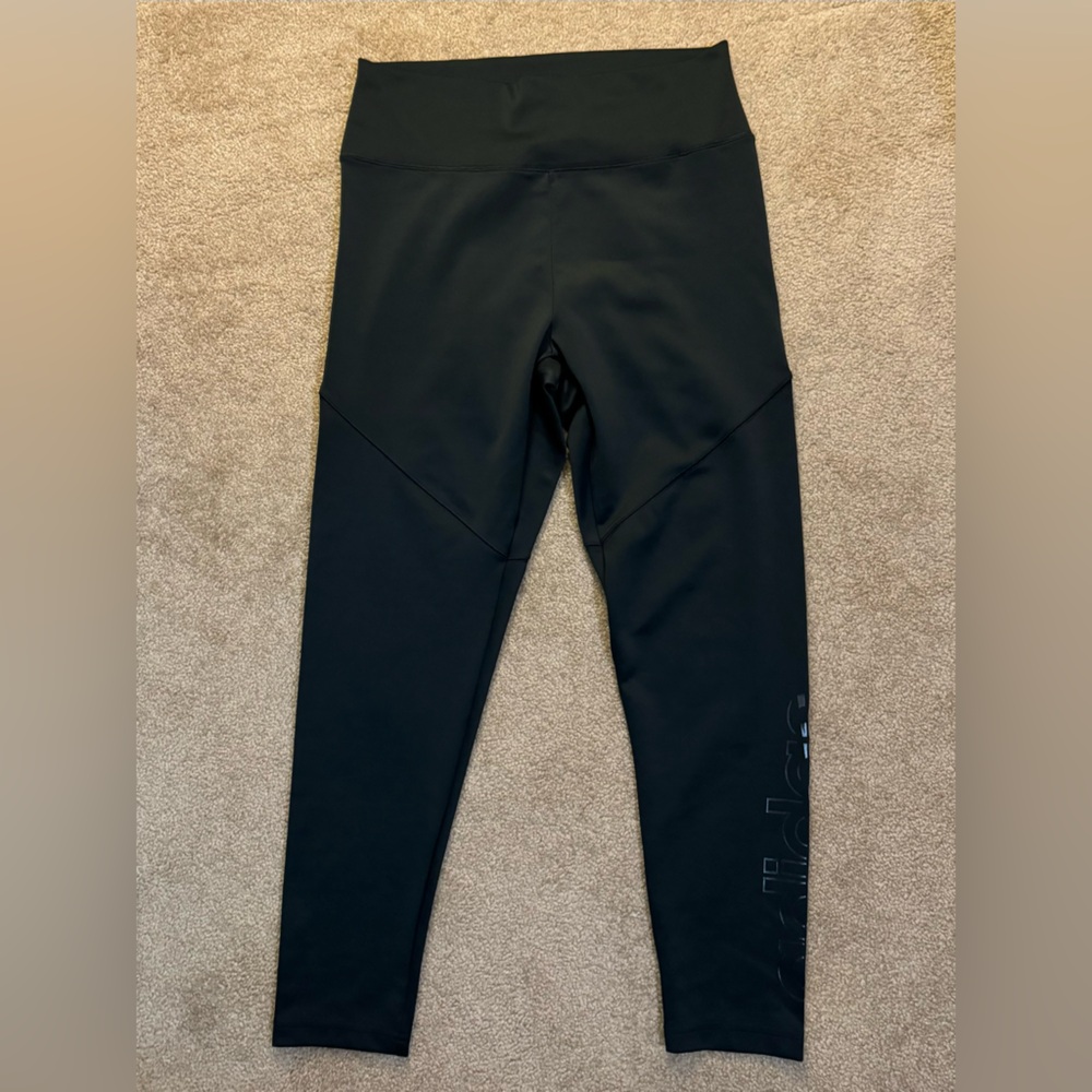 Adidas leggings